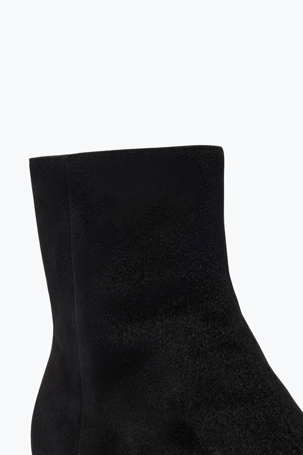 jeweled bonnie black and gold bootie 40 rene caovilla