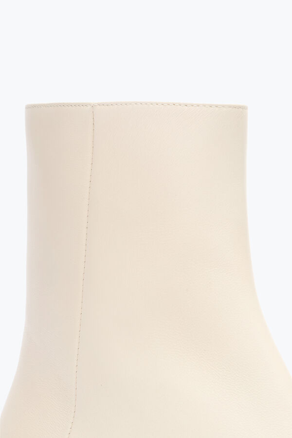 jeweled bonnie ankle boot in ivory leather with gold crystals 40 rene caovilla