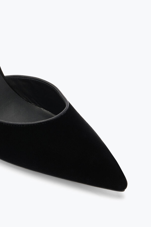 jeweled black pumps in velvet chandelier rene caovilla